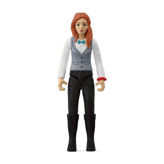 SCHLEICH Horse Club | Hochzeitskutsche 42641 | Brautpaar mit Kutsche, Hannah und Pferd sowie Zubehör | tolles Geschenk für Mädchen und Jungen | Spielzeug für Kinder ab 5 Jahren | Set aus 106 Teilen