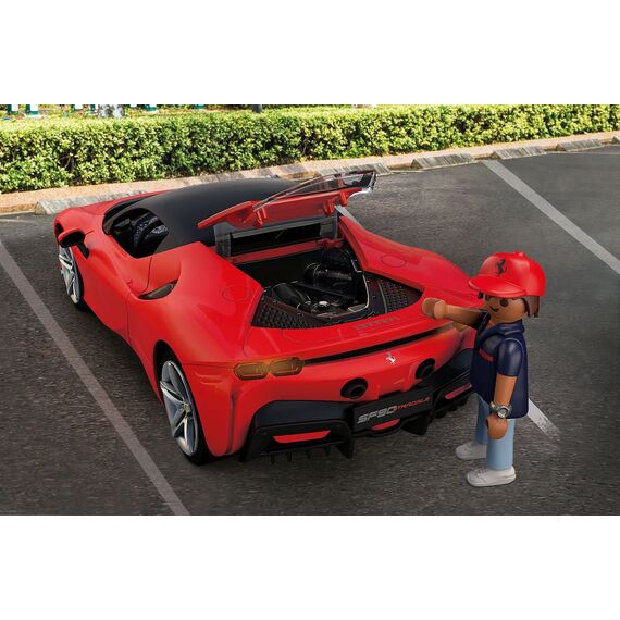 PLAYMOBIL 71020 Ferrari SF90 Stradale mit Lichteffekten, Supersportwagen, Sammlerstück für Autofans, Spielzeug für Sammler und Kinder ab 5 Jahren