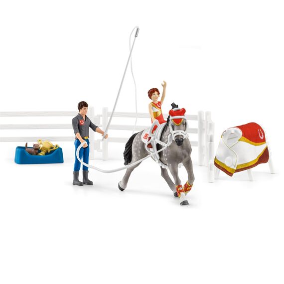 SCHLEICH Horse Club | Mias Voltigier-Reitset 42443 | Spielset inkl. Mia, ihrem Pferd, Reitlehrer Figur und Zubehör | tolles Geschenk für Mädchen und Jungen | Pferde Spielzeug ab 5 Jahren | 18 Teile