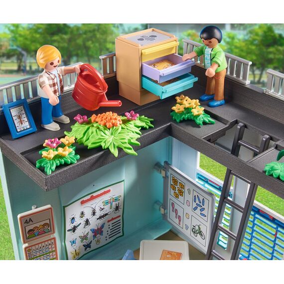 PLAYMOBIL | City Life | Große Schule | mit beweglicher Tafel | Spielzeug für Kinder ab 5 Jahren | 71327