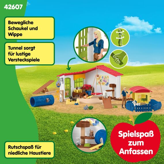 SCHLEICH Farm World | Tierhotel 42607 | Set inkl. Haus, Stall, Pflegerin, Hund, Katze, Meerschweinchen & Zubehör | tolles Geschenk für Jungen und Mädchen | Bauernhof Spielzeug ab 3 Jahre | 54 Teile