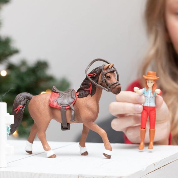 SCHLEICH 42539 Horse Club Hannah & Cayenne, ab 5 Jahren, Horse Club - Spielset, 6 Teile