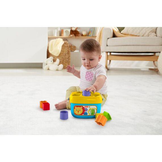 Fisher-Price Babys Erste Bausteine | Babyspielzeug ab 6 Monate, 9 Monate | Steckspiel ab 1 Jahr | Motorikspielzeug ab 6 Monate | Baby-Sortierspiel mit Sortierbox | Lern- & Formensortierspiel, FFC84
