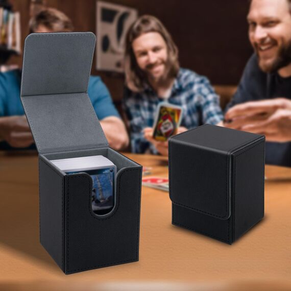 Tolesum Card Deck Box for MTG, Gathering Kartenbox für 100+ Karten, PU Leder Starkes Magnetic Sammelkarten Box Kompatibel Magic Commander TCG Karten (Vertikal-Schwarz)
