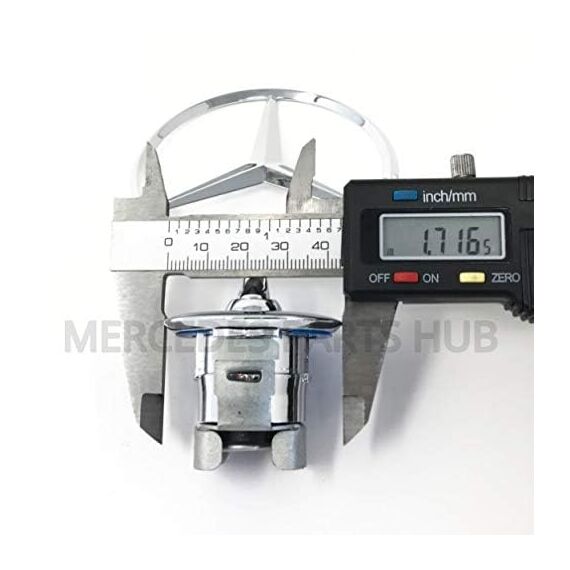 Mercedes-Benz Mercedesstern an Motorhaube
