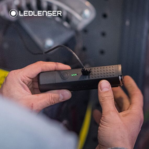 Ledlenser W6R Work Stablampe LED Werkstatt | KFZ Lampe 500 Lumen | LED Baulampe mit Akku | 10 Stunden Leuchtdauer | Werkstattlampe | Lampe zum Arbeiten | Arbeitsleuchte | aufladbare Werkstattleuchte