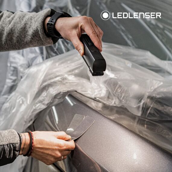 Ledlenser W7R Work Stablampe LED Werkstatt | KFZ Lampe 600 Lumen | LED Baulampe mit Akku | 5 Stunden Leuchtdauer | Werkstattlampe | Lampe zum Arbeiten | Arbeitsleuchte aufladbar | Akku Leuchte