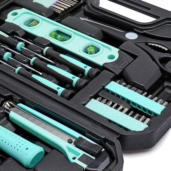 Amazon Basics 142-Teiliges Werkzeugkoffer, Werkzeugset für Haushaltsprojekte, Reparaturen und Heimwerkerarbeiten, Rutschfeste Griffe, 34,0cm x 23,5cm x 7,5cm, Türkis