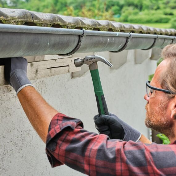 Bosch Werkzeug-Set 64-teilig (vielseitige, ergonomische Werkzeuge aus hochwertigen Materialien; Zange; Schraubenschlüssel; Schraubendreher; Ratsche; Messwerkzeuge; Säge; Hammer; Tieflochmarker)