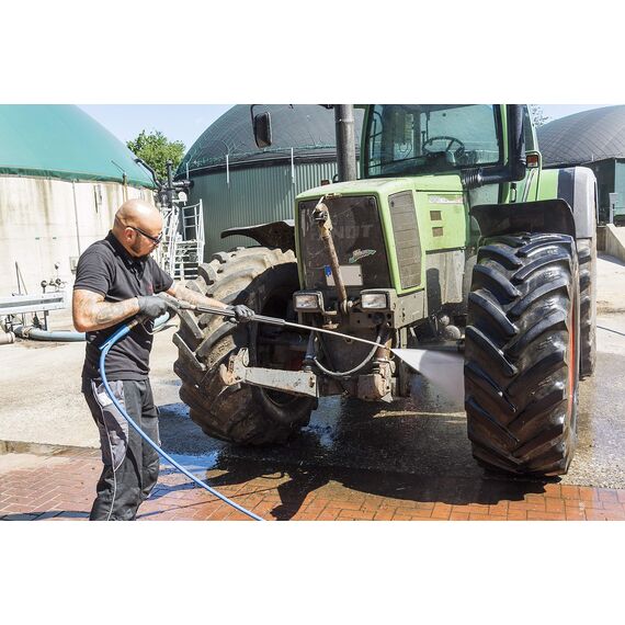 SONAX AGRAR GeräteReiniger (5 Liter) für landwirtschaftliche Fahrzeuge, Maschinen und Anlagen sowie zur Werkstattreinigung | Art-Nr. 07055000