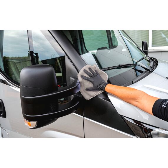 SONAX MicrofaserTuch Soft Touch (3 Stück) Leistungsfähiges Detailing Tuch für Polituren, Versiegelungen und den gesamten Fahrzeuginnenraum | Art-Nr. 04510000