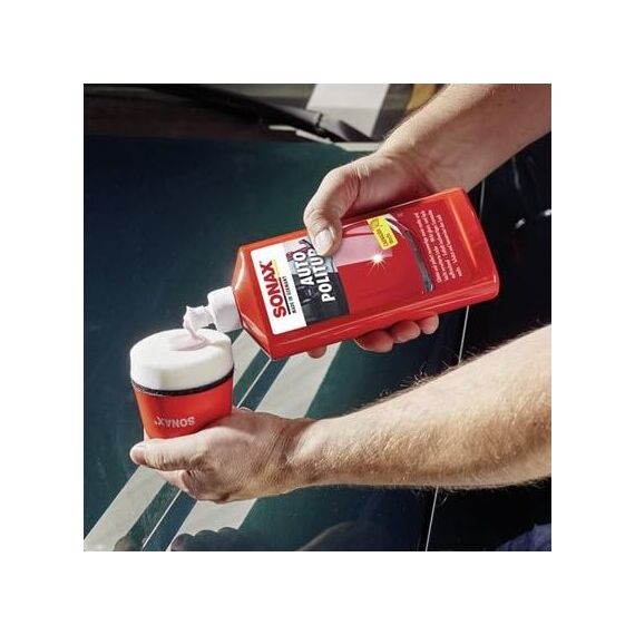 SONAX AutoPolitur (250 ml) für neuwertige, Matte und leicht verwitterte Bunt- und Metallic-Lacke | Art-Nr. 0300100