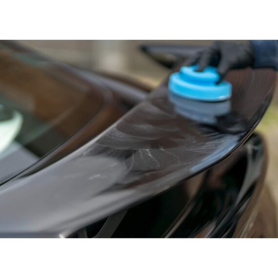 detailmate Autopflege - Made in Germany - Handpolierschwamm - Medium Cut Foam, blau, Ø 130/50mm aus Premium Schaumstoff für Handpolitur/Wachse/Applikator für Pflegeprodukte auf Kunstoff, Reifen