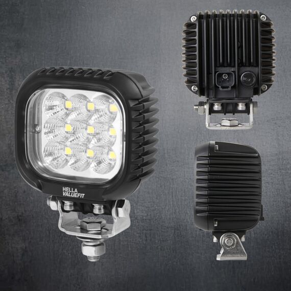 HELLA Valuefit S3000 LED Arbeitsscheinwerfer 12V - 24V 3000 Lumen Wasserdicht IP67: Weitreichende Ausleuchtung Offroad Scheinwerfer für Traktor SUV UTV ATV - 1GA 357 109-012