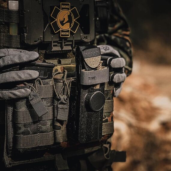 RHINO RESCUE Tourniquets, Einhändig Erste-Hilfe-Set für Notfallblutungen, Militärischer, Lebensrettender Nofallsanitäter für Gefechte im Freien Feld Taktisch mit Kunststoffwinde，2PCS Orange