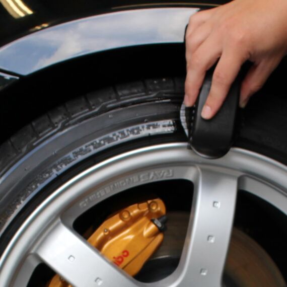 Meguiar's Reifenpflege, Endurance High Gloss für Autoreifen - Langanhaltendes Reifenglanz, 473ml - G7516EU