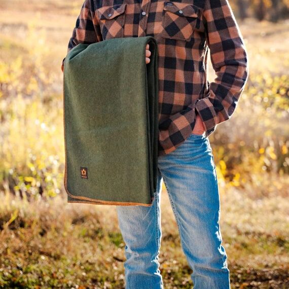 Arcturus Militärische Wolldecke, warm, dick, waschbar, ideal für Outdoor, Camping, Stadiondecke, Picknicks, Reisen, Auto- und Bushcraft-Überlebens-Kits, groß, 162,6 x 223,5 cm, 2 kg (Olivgrün)