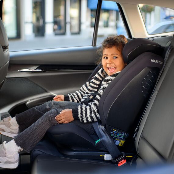 Maxi-Cosi RodiFix S Comfort i-Size, atmungsaktive bequeme Stoffe, verstellbarer Kindersitz, 3,5–12 Jahren (100–150 cm), 3-fach verstellbar, G-Cell Schutz, AirProtect, Authentic Black