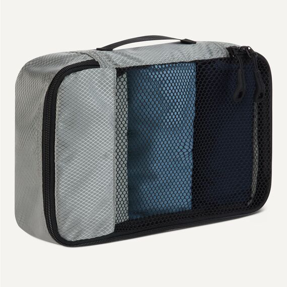 Amazon Essentials 4-teiliges Packwürfel-Reisezubehörset, Gepäckorganizer mit Doppelreißverschluss, Netzoberseite, Polyester, klein, grau (früher Amazon Basics)