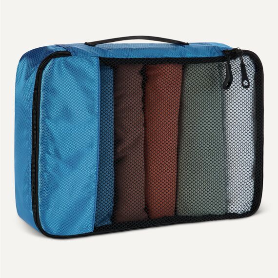 Amazon Essentials 4-teiliges Packwürfel-Reisezubehörset, Gepäckorganizer mit Doppelreißverschluss, Netzoberseite, Polyester, mittelgroß, himmelblau (früher Amazon Basics)