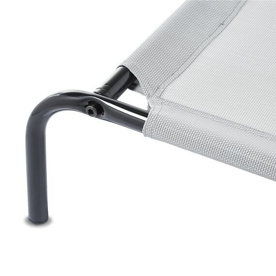 Amazon Basics Kühlendes erhöhtes Haustierbett per Hund, Größe S, L 90 x B 55 x H 19 cm, Grau