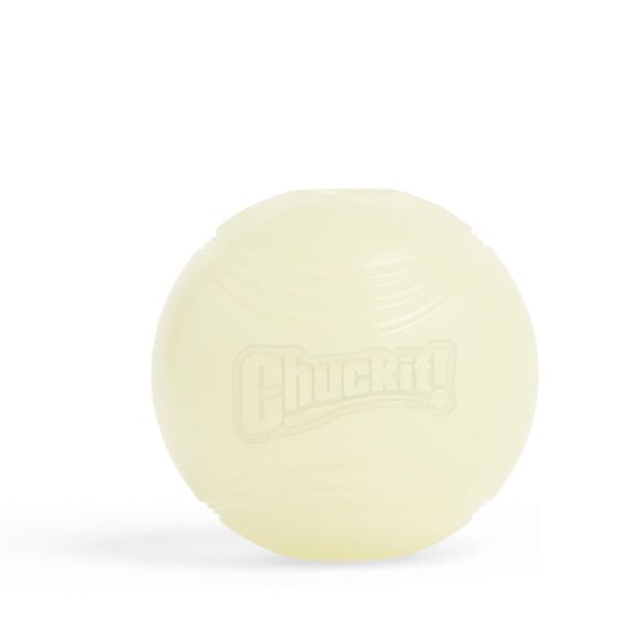 Chuckit – Max Glow Ball Medium – Phosphoreszierender Ball für Hunde – Gummiball – weich im Mund – verstärkt die Komplizenschaft – Größe Medium – Durchmesser 6,5 cm