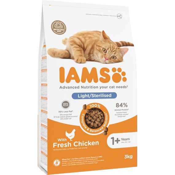 IAMS Sterilised Katzenfutter trocken mit Huhn - Trockenfutter für sterilisierte / kastrierte Katzen ab 1 Jahr, 3 kg