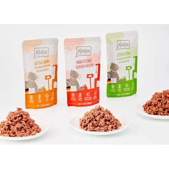 MjAMjAM - Premium Nassfutter für Katzen - Mixpaket I - Huhn, Rind, Herzen, 12er Pack (12 x 125 g), getreidefrei mit extra viel Fleisch