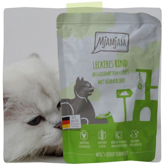 MjAMjAM - Premium Nassfutter für Katzen - Quetschie - leckeres Rind an gedämpftem Kürbis, 12er Pack (12 x 125 g), getreidefrei mit extra viel Fleisch