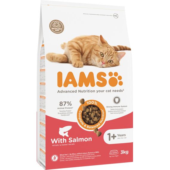 IAMS Katzenfutter trocken mit Lachs - Trockenfutter für Katzen im Alter von 1-6 Jahren, 3 kg