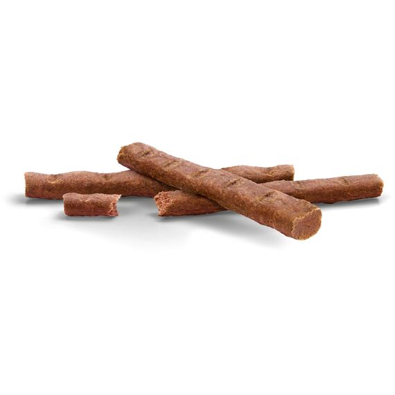 Vitakraft Cat Stick Classic, mit Ente und Kaninchen, Katzensnack, fleischige Mini-Sticks, einzeln verpackt, ohne Zuckerzusatz (3x 6g)