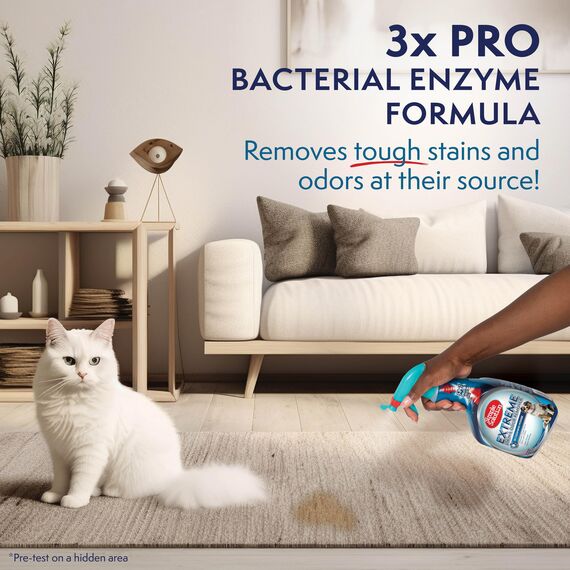 Simple Solution Extreme Pet Flecken- und Geruchsentferner | Enzymatischer Reiniger mit 3X Pro-Bakterien Reinigungskraft - 945ml (Packung mit 2)