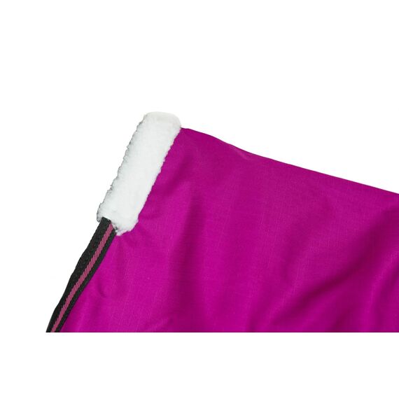 RL24 - Winterdecke Weidedecke 600D Basicline – atmungsaktive, Wind- & wasserdichte Outdoordecke mit Innenfutter & Kreuzbegurtung – Pferdedecke in Beere/Schwarz – 95cm (300g/m² Füllung)