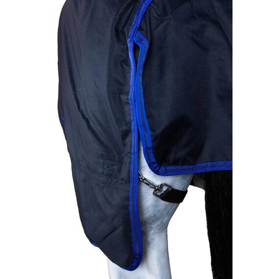 RL24 - Winterdecke Weidedecke 600D Basicline – atmungsaktive, Wind- & wasserdichte Outdoordecke mit Innenfutter & Kreuzbegurtung – Pferdedecke in Dunkelblau – 135cm (200g/m² Füllung)