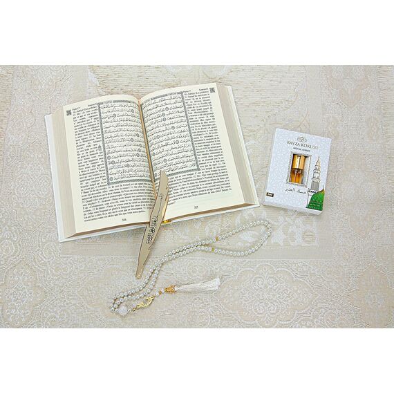 ihvan online Gebetsgeschenk-Set für Hadsch und Umrah, muslimischer Gebetsteppich, Gebetsteppich, Perlen Taasbih, Heiliger Koran übersetzt Französisch, Gebetsmatte, islamisches Geschenkset für Ramadan