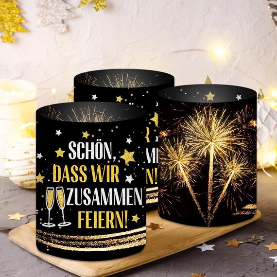 12 Windlicht Tischdeko + 20 Stück Servietten Schön DASS Wir Zusammen Feiern + 500 Konfetti, Geburtstagsdeko Mann Frauen, Silvester Deko 2026, Silvesterdeko Party, Happy New Year, Karneval Tisch Deko