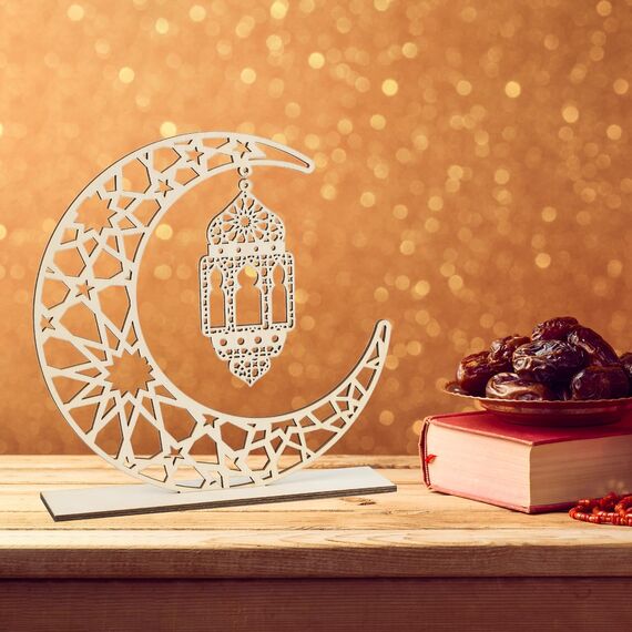 2 Stück Holz Eid Mubarak Ramadan Kareem Dekorationen Eid Tisch Zeichen Mond Hohle Stern Freistehend Tisch Centerpiece Hängende Ornamente Tischdekoration für Muslim Islam Tischdekoration