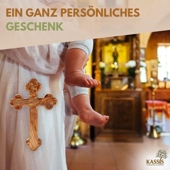 Kassis Geschenkartikel Olivenholz Kreuz Kruzifix Wandkreuz schlicht mit runden Kanten zum Aufhängen aus Bethlehem zur Firmung, Taufe, Kommunion (Ohne Gravur, 22,50 cm)