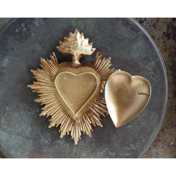 The Queen of Crowns - Heiliges Herz, Milagro Metallherz, Herzdose, Goldfarben, Ex Voto - Hängender Schmuck, Metall, Herzform, Weihnachten, Urlaub, Taufe