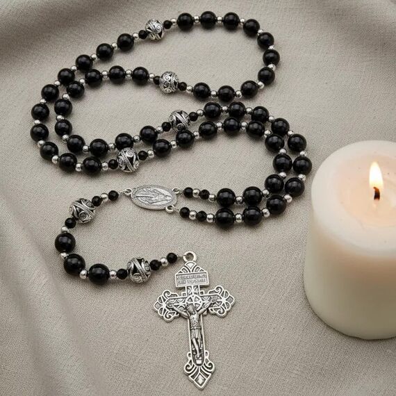 Nazareth Store Herren-Rosenkranz-Halskette aus schwarzem Hämatit, 10 mm, mit Metallperlen "Our Father Beads Miraculous Medal & Our Pardon Cross", 50,80 cm, Zink, Kein Edelstein