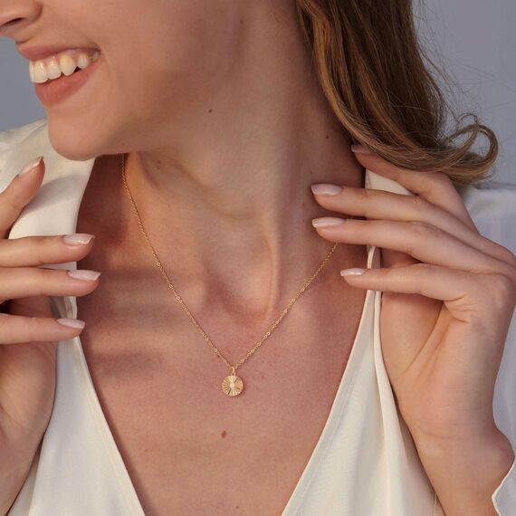 HANLI 14K Gold Vergoldet Halsketten Damen - Zarte Sonne Anhänger Kette mit Cubic Zirkonia für Frauen Mädchen Wasserfeste Hautverträglich Schmuck