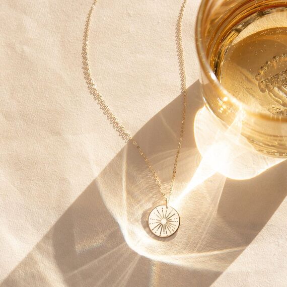 HANLI 14K Gold Vergoldet Halsketten Damen - Zarte Sonne Anhänger Kette mit Cubic Zirkonia für Frauen Mädchen Wasserfeste Hautverträglich Schmuck