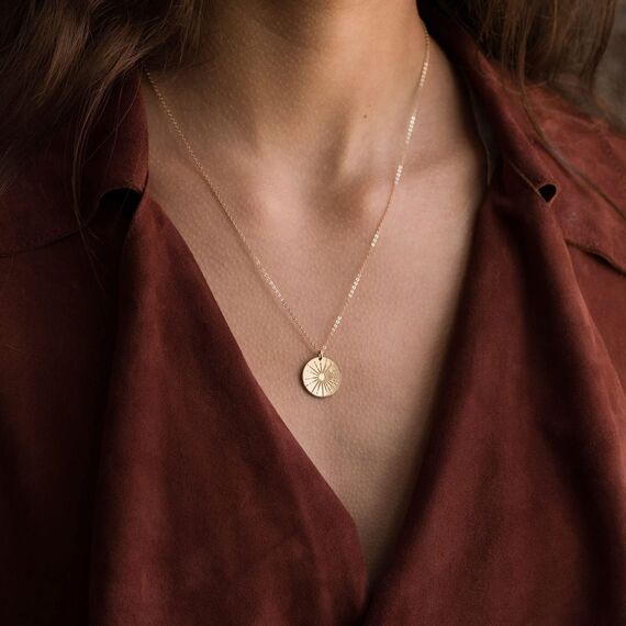 HANLI 14K Gold Vergoldet Halsketten Damen - Zarte Sonne Anhänger Kette mit Cubic Zirkonia für Frauen Mädchen Wasserfeste Hautverträglich Schmuck