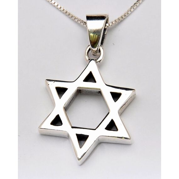 Davidstern-Anhänger mit Kette aus 925er Sterlingsilber.