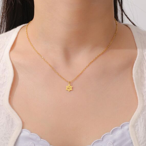 Amaxer Zierliche Davidstern-Halskette mit hebräischem Chai-Symbol, Halskette für Damen, minimalistisch, Chanukka, Magen, Judaisch, jüdisch, Edelstahl, Charm-Anhänger (klassischer Davidstern, Chai-Gold
