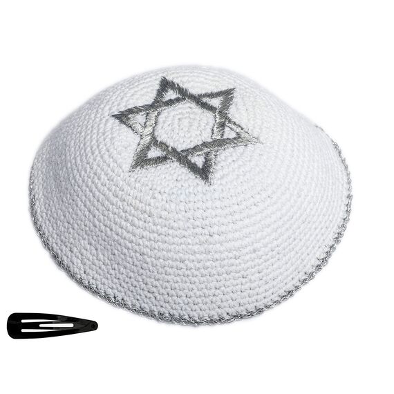 EREZ OVED KIPPIK Davidstern Jüdischer Kippahhut für Herren und Kinder, mit Clip, wunderschön gestrickt, Silber & Weiß