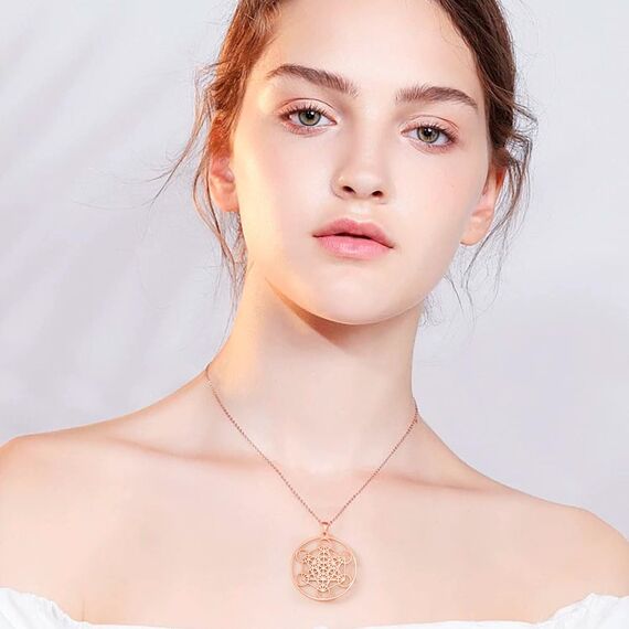 Amaxer Metatrons Cube Halskette für Frauen Davidstern Erzengel Metatron Schutzerklärung Hohl Kette Edelstahl Anhänger Charme Halskette für Frauen Mädchen, Edelstahl