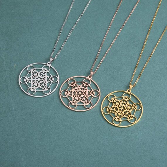 Amaxer Metatrons Cube Halskette für Frauen Davidstern Erzengel Metatron Schutzerklärung Hohl Kette Edelstahl Anhänger Charme Halskette für Frauen Mädchen, Edelstahl