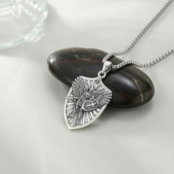 YEESIA St. Michael-Halskette, 925er Sterlingsilber, St. Michael-Erzengel-Anhänger, Schutzheiliger, Amulett, Medaille, Schmuck, Geschenk, geeignet für Männer und Frauen