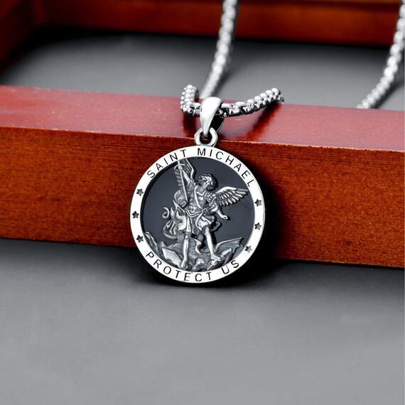 Shusukue St. Michael Kette, Erzengel Saint Michael Amulett Schutzpatron Halskette 925 Sterling Silber, Medaillen Gebetsmünzen Anhänger Religiöser Schmuck für Frauen Männer (Schwarzer Onyx)